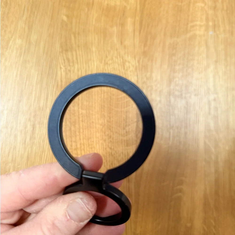 Casetify Black Circular MagSafe phone Stand